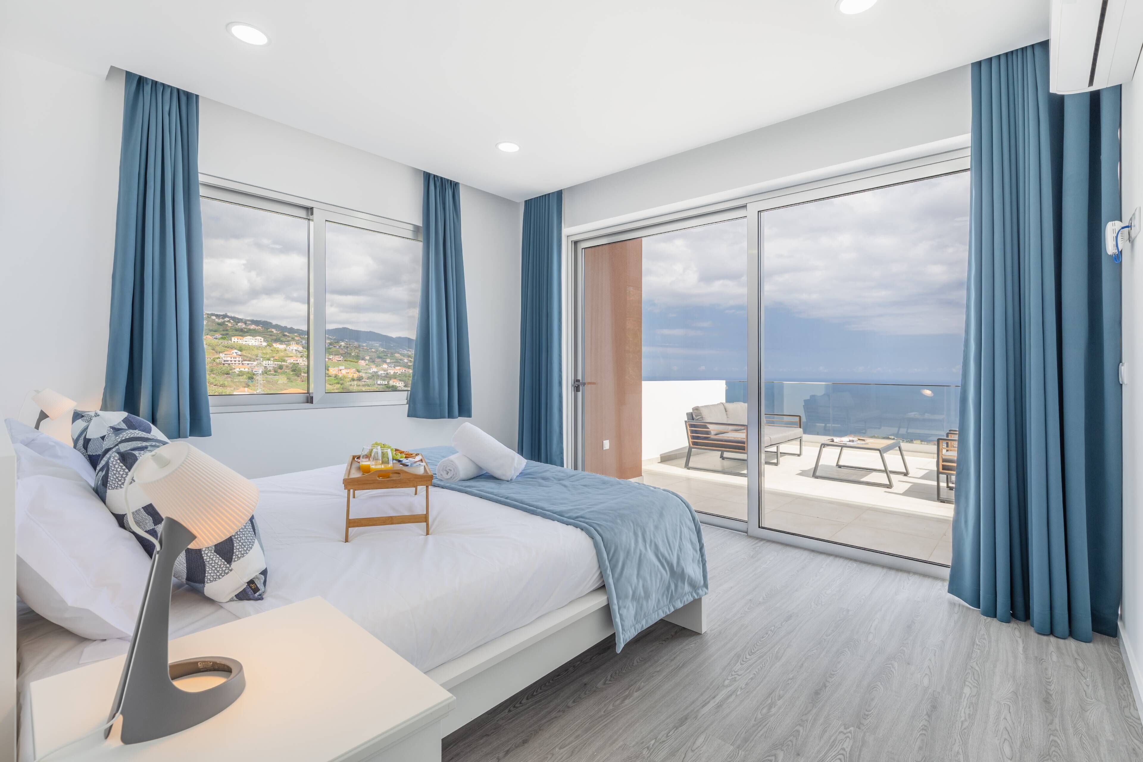 2 dormitorios, tabla de planchar con plancha, Internet y ropa de cama