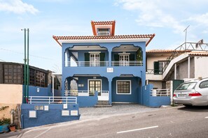 Exterior - Crab House 02 by Galmi (Machico)
