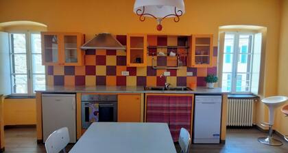 Ligurian village, apartment in the historic center