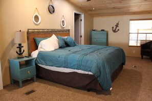 3 soverom, strykejern/-brett, wi-fi og sengetøy