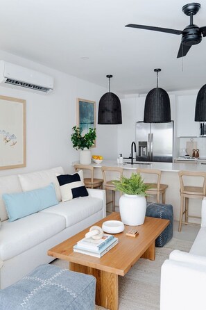 Interior - Carlton Cove (Lower Carlton)