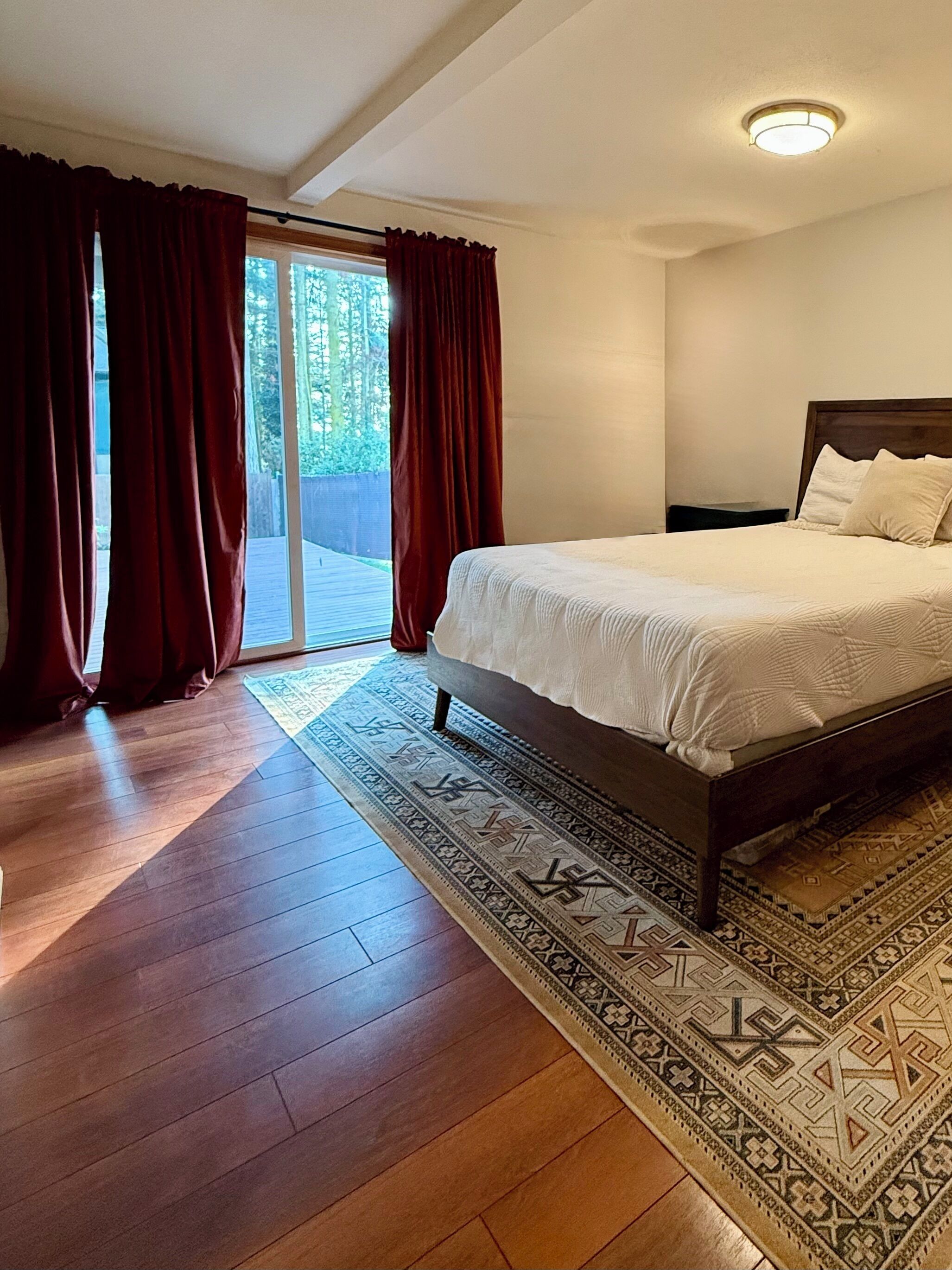 3 habitaciones, escritorio, tabla de planchar con plancha y wifi gratis 