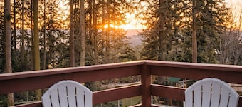 Stroll to Beach - Waterside Community Pool - 2 King Beds - Fresh Herb Garden