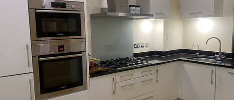 Microwave, oven, stovetop, dishwasher