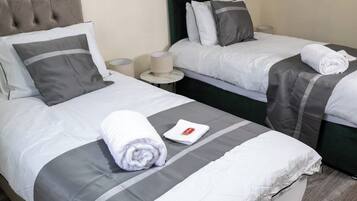 3 bedrooms, iron/ironing board, free WiFi