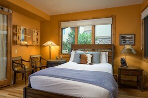 5 bedrooms, iron/ironing board, WiFi, bed sheets - Summit Lodge at Arrowhead | Resort Amenities (Edwards)