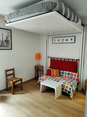 1 bedroom, free WiFi, bed sheets
