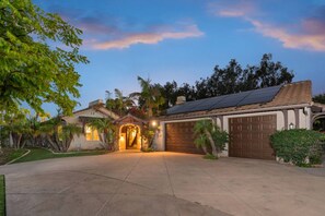 Exterior - The Huntington Spacious Family Friendly (Poway)