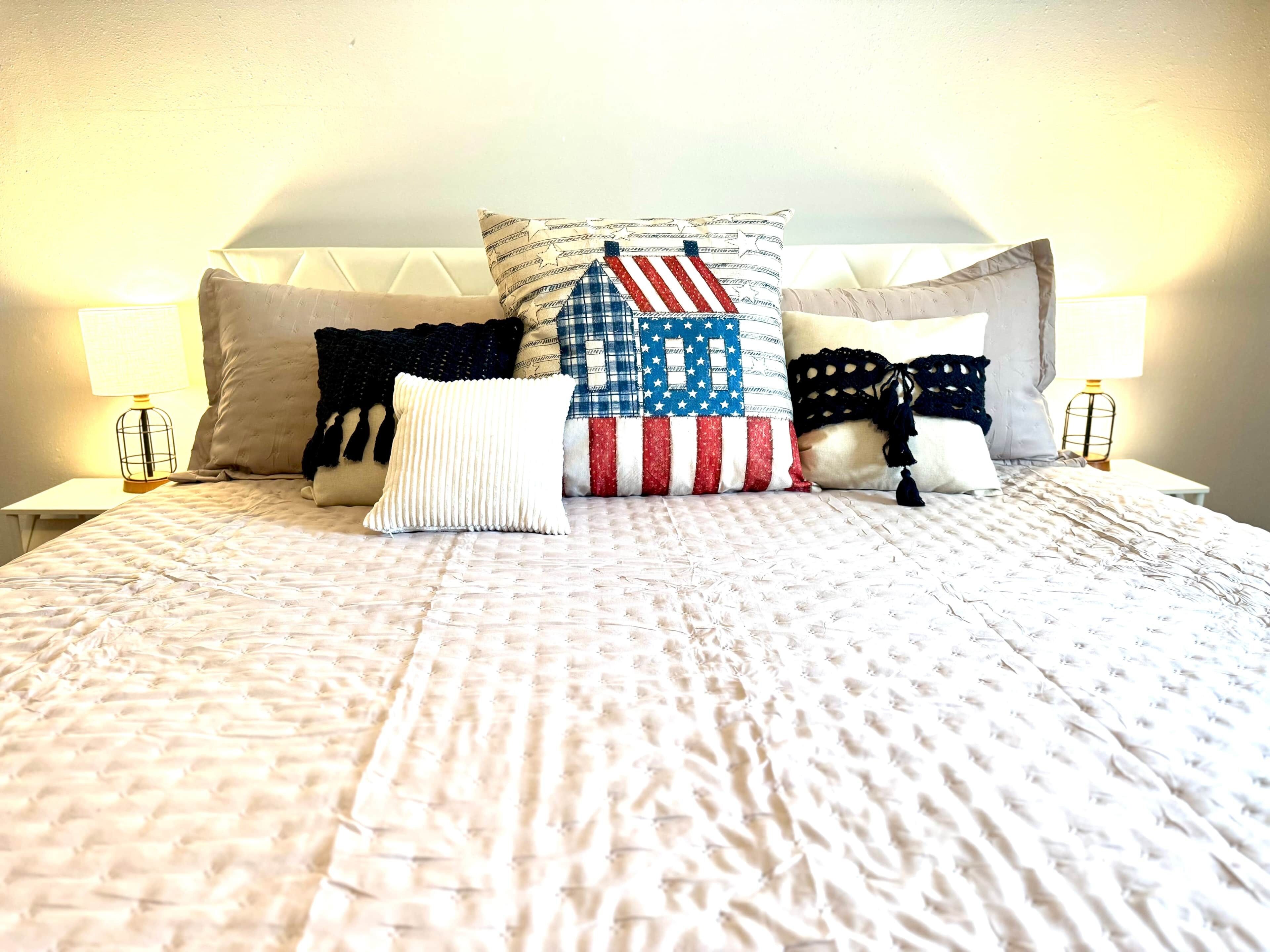 3 bedrooms, desk, iron/ironing board, WiFi