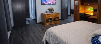 NEW GAME ROOM Quiet, Comfortable, Spacious Home Near OSU!