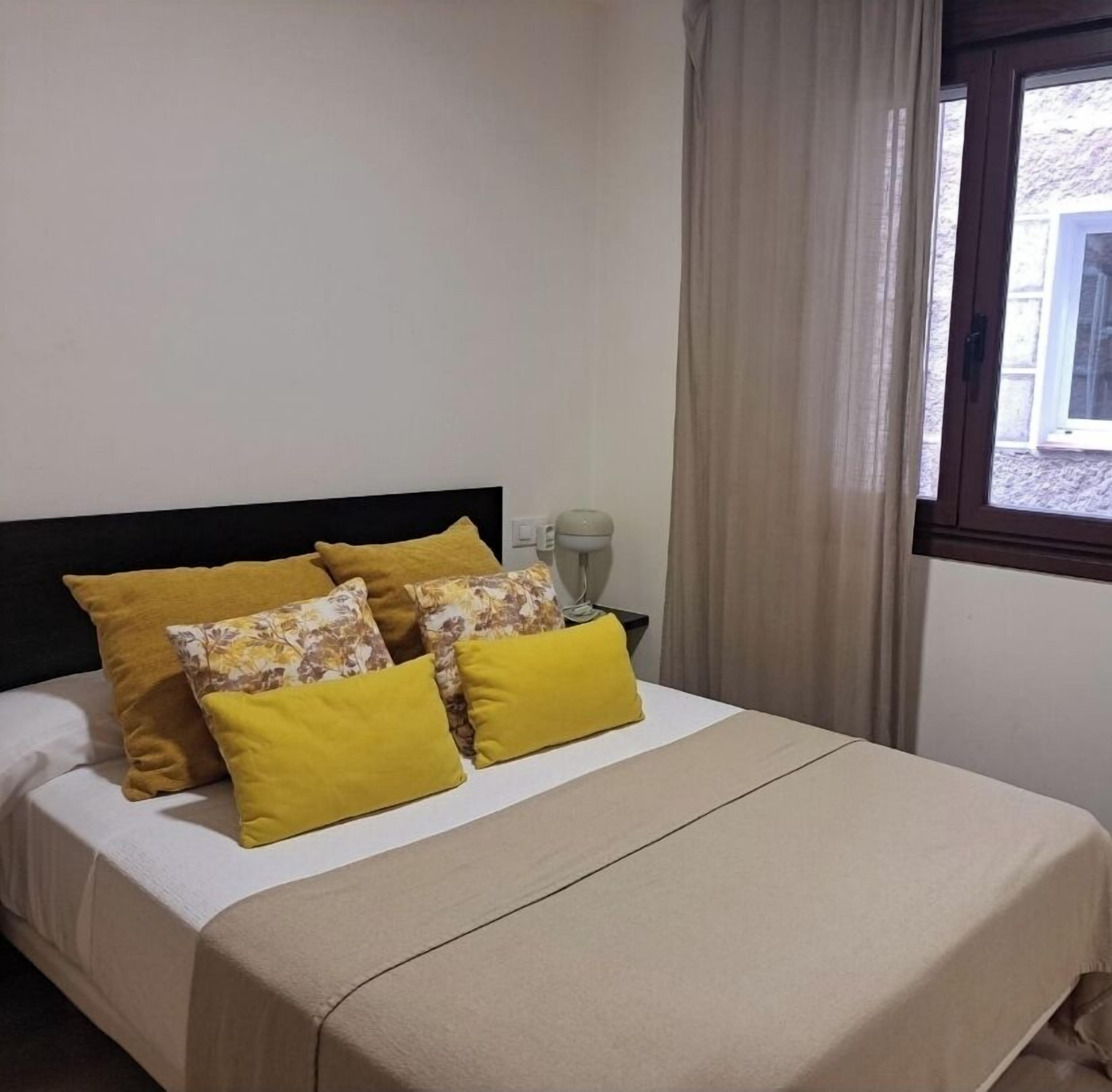 Chambre Double, non-fumeurs, vue cour intérieure | Wi-Fi gratuit