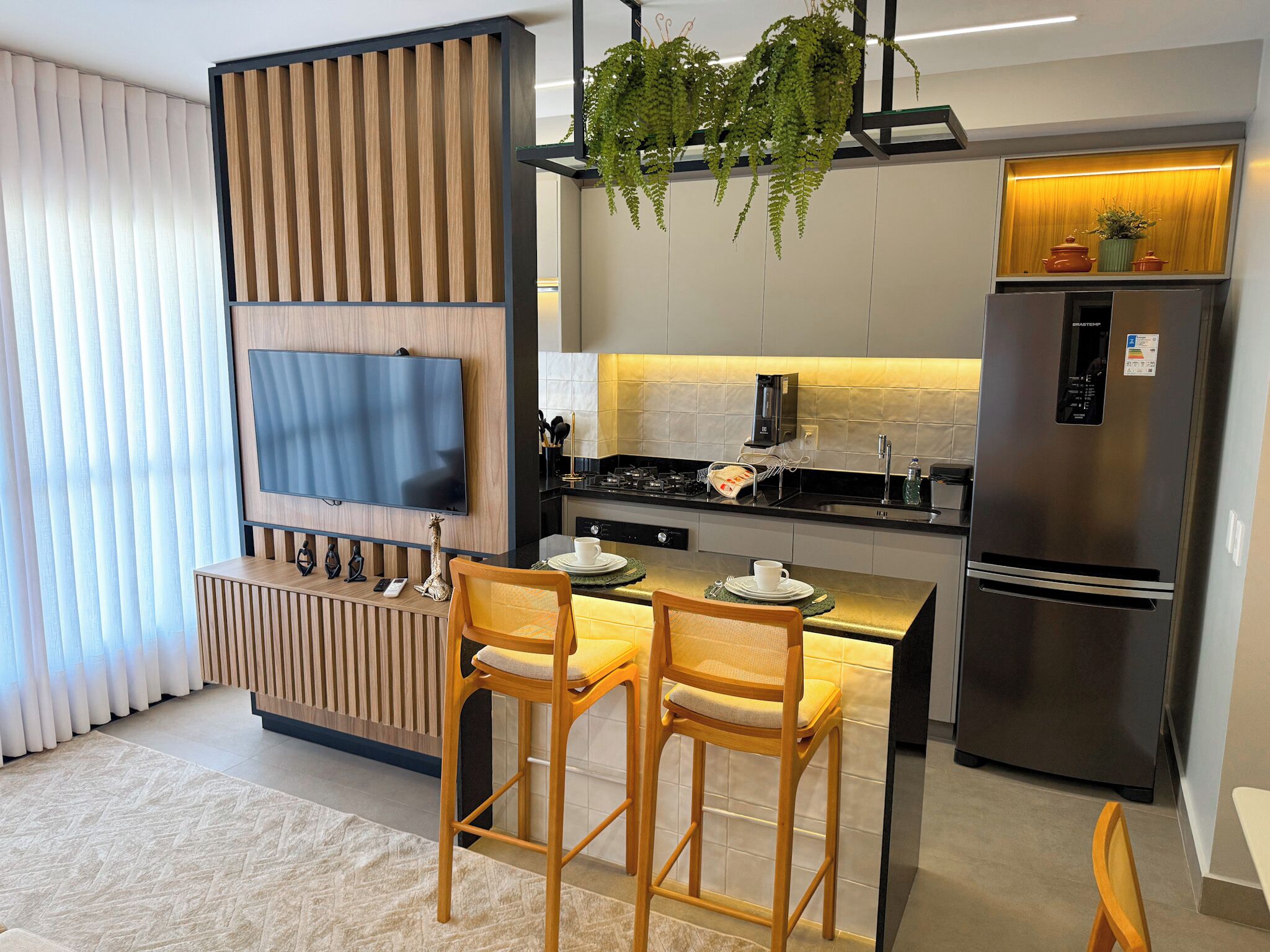 Premium Apartment, City View | Private kitchen