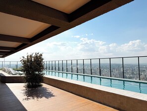 2 piscine all'aperto