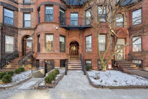 Front of property - Symple Live (Boston)