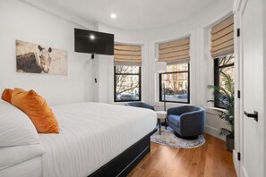 Selimut bulu angsa dan didekorasi berbeda-beda