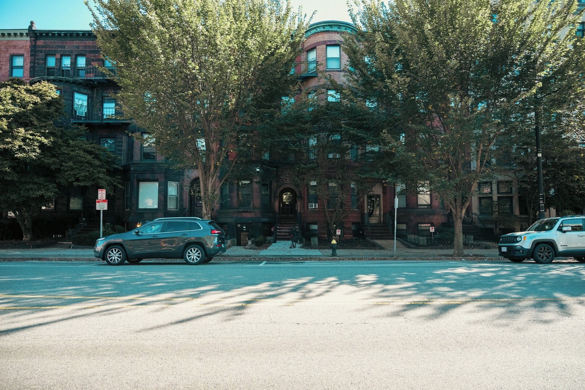 Deluxe Suite, City View | Exterior