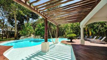 Outdoor pool, a heated pool