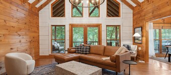 The Hidden Still~Blue Ridge Speakeasy Lakehouse~SLEEPS 22