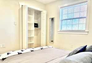 2 Schlafzimmer, Bügeleisen/Bügelbrett, kostenloses WLAN, Bettwäsche