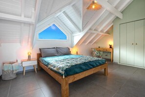 2 bedrooms, iron/ironing board, travel cot, WiFi
