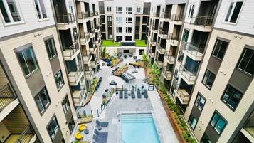 Outdoor pool, a heated pool