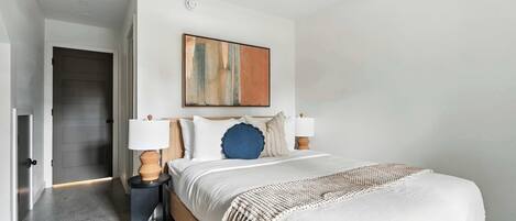 1 soverom, strykejern/-brett, reiseseng for barn og wi-fi