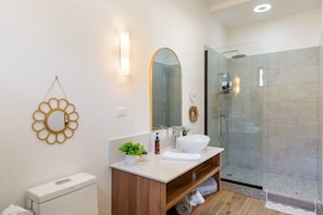 Family Villa, Private Bathroom, Pool View (Las Catalinas 1 Villa) | Bathroom