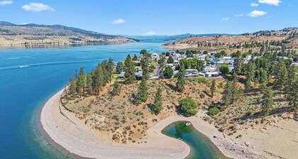 Seven Bays Family Beach Getaway, come enjoy Lake Roosevelt all year round!