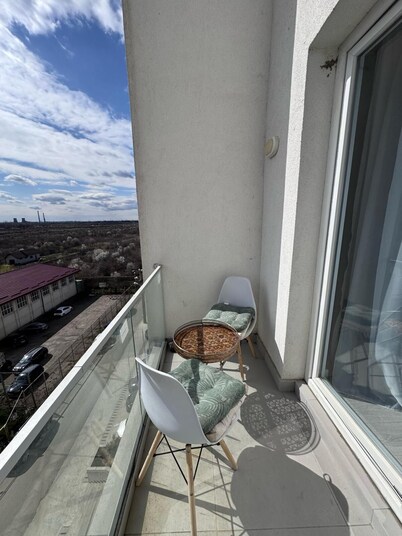  	
Apartment Schengen Area & UPG Ploiesti