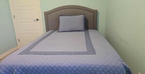 1 غرفة نوم وواي فاي وملاءات أسرّة