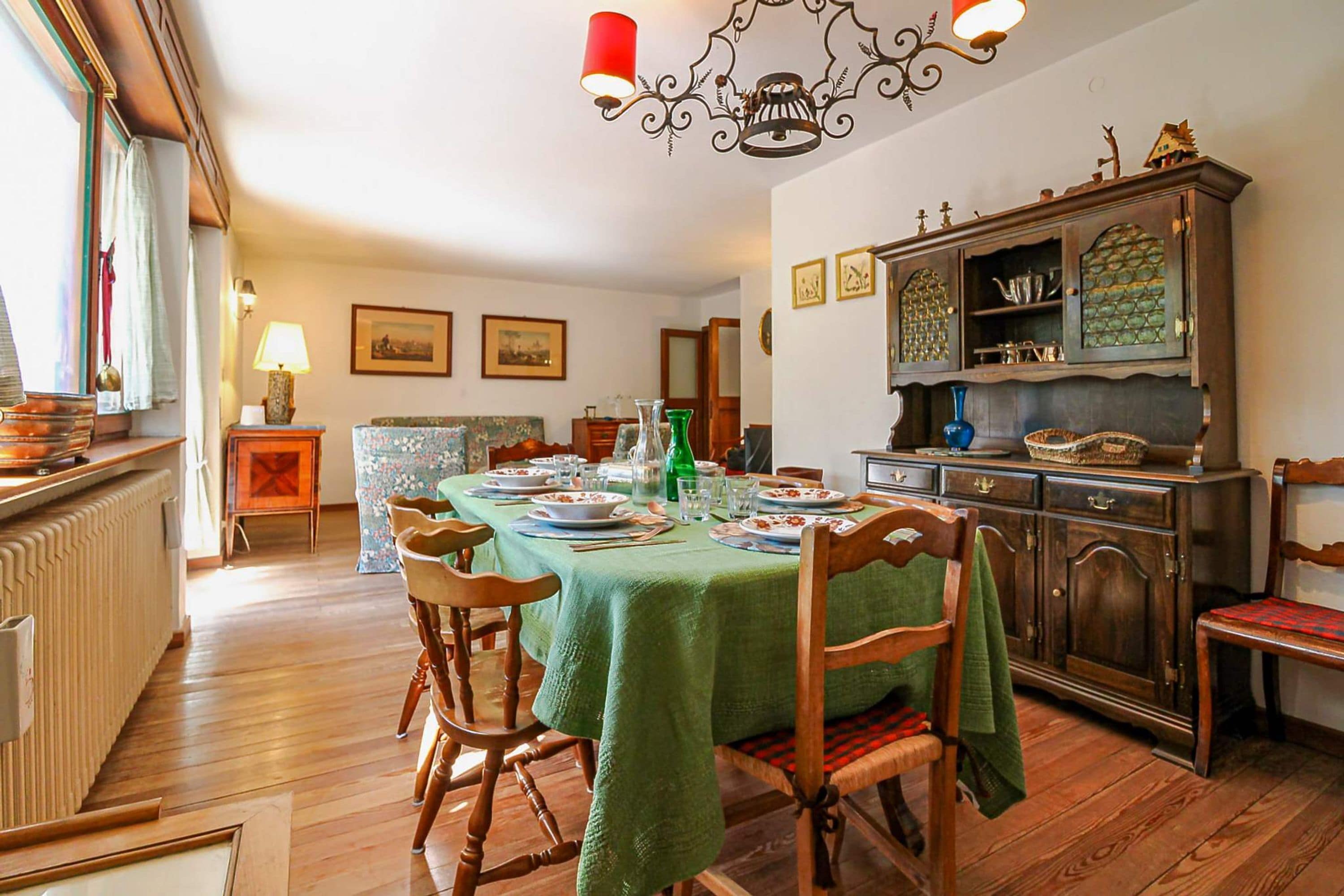 Apartamento | 4 dormitorios y Internet