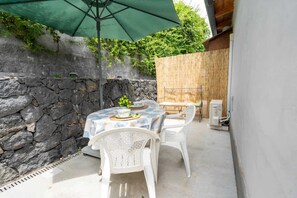 1 bedroom, Internet - Il Rifugio Felice Charming Apartment With Private Parking (Aci Castello)