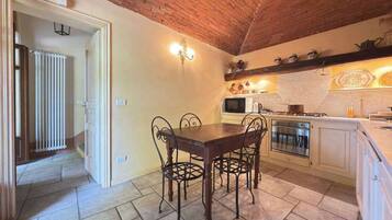 Villa | 6 Schlafzimmer, Internetzugang