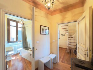 Villa | 6 bedrooms, Internet