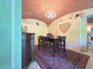 Vila | 6 quartos, acesso à internet de alta velocidade