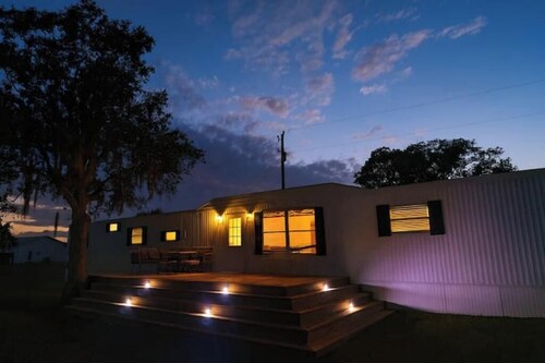 -The Villa On The Lake-