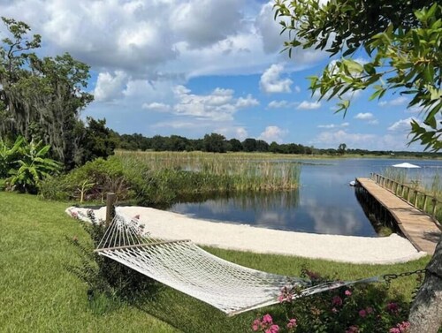 -The Villa On The Lake-