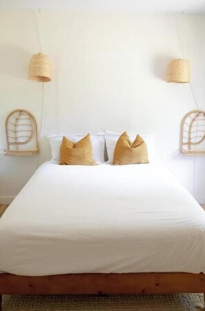 3 soverom, internettilgang og sengetøy