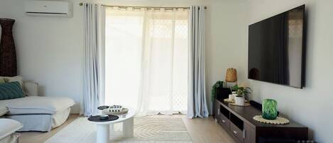 Bøger, stereoanlæg