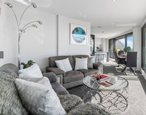 Living area - Top Floor Duplex Apartment 2 Bedroom 2 Bathroom (Auckland)