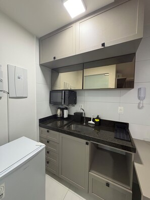 公寓 | 私人廚房 | 迷你雪櫃、微波爐、爐具、特濃咖啡機