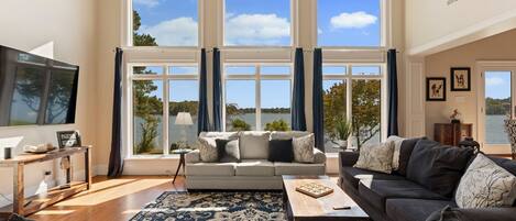 Smart TV, table football, ping pong, offices