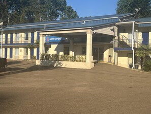 Exterior - Motel 6 – Mccomb, Ms (McComb)