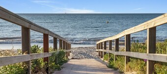 White Sands Holiday Home | Central Busselton - Walk Everywhere | Pet Friendly