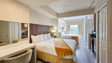 Schreibtisch, Bügeleisen/Bügelbrett, WLAN, Bettwäsche