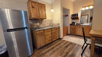 Deluxe Cabin | Private kitchen