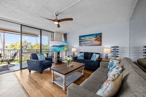 TV - New Listing! Direct Ocean Views, Private Lanai (Kihei)