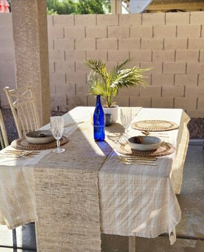 Outdoor dining