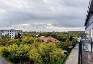 المنطقة المحيطة بالمنشأة