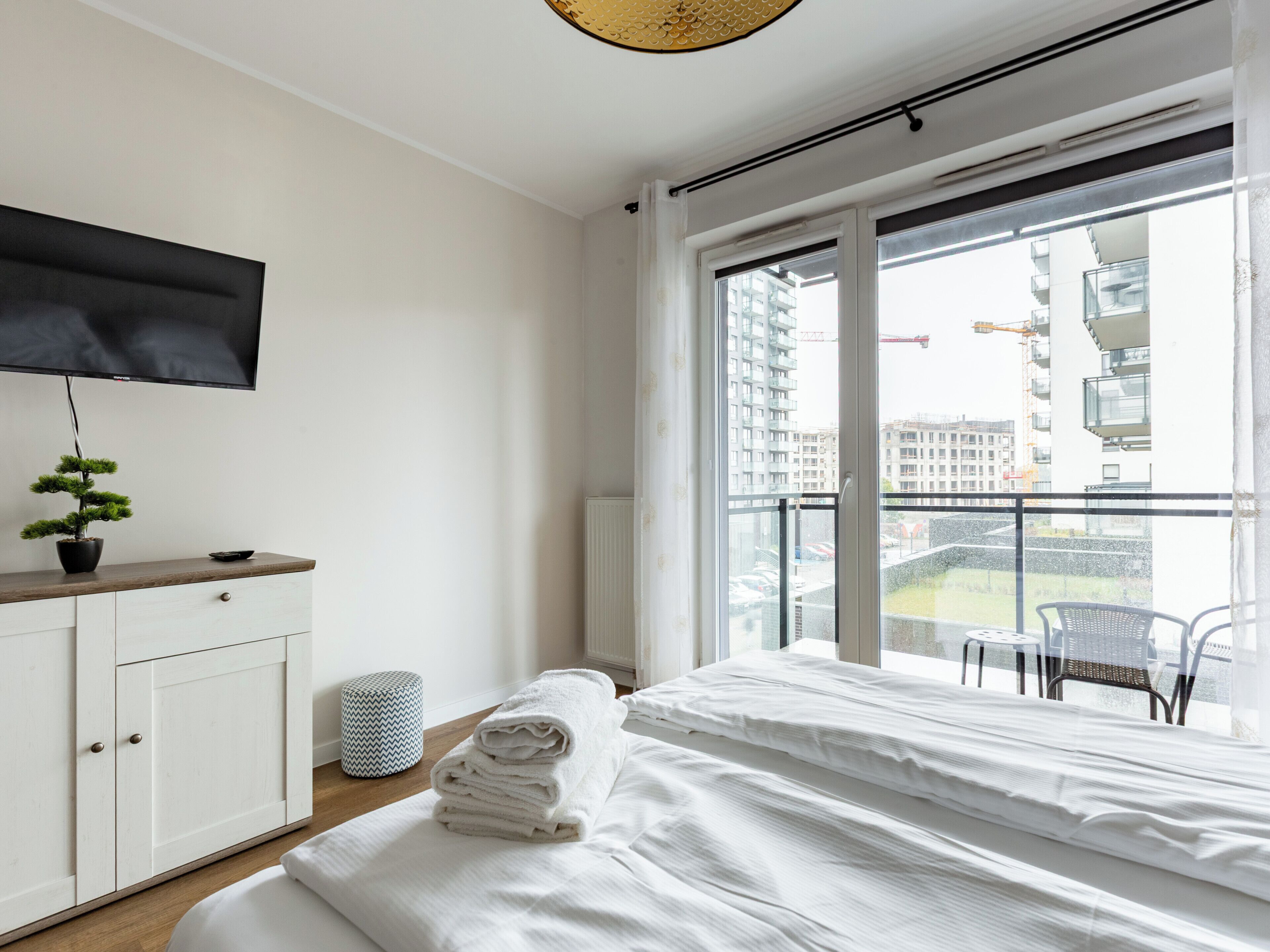 アイロン / アイロン台、WiFi、ベッドシーツ